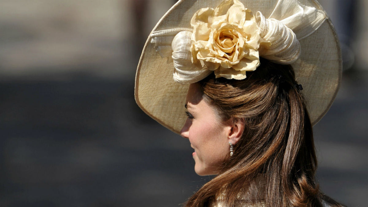 Hat Etiquette at Weddings: Guest, Bridal Party, and Ceremony Rules