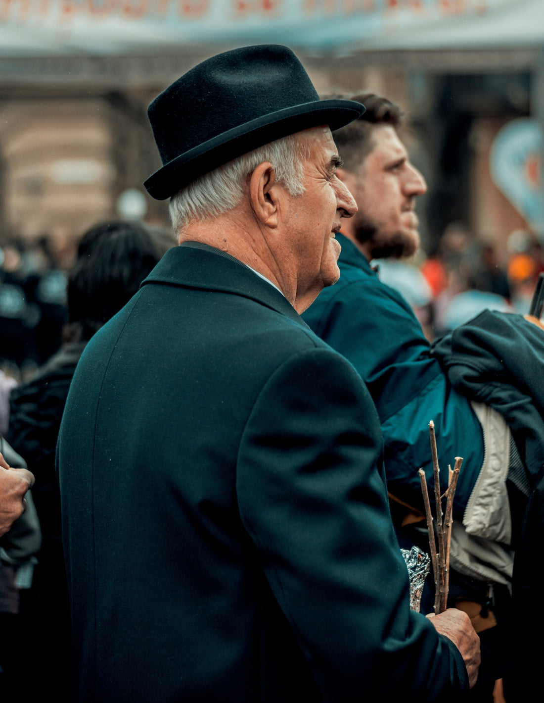 How to Wear a Hat With a Suit: The Rules and the Exceptions