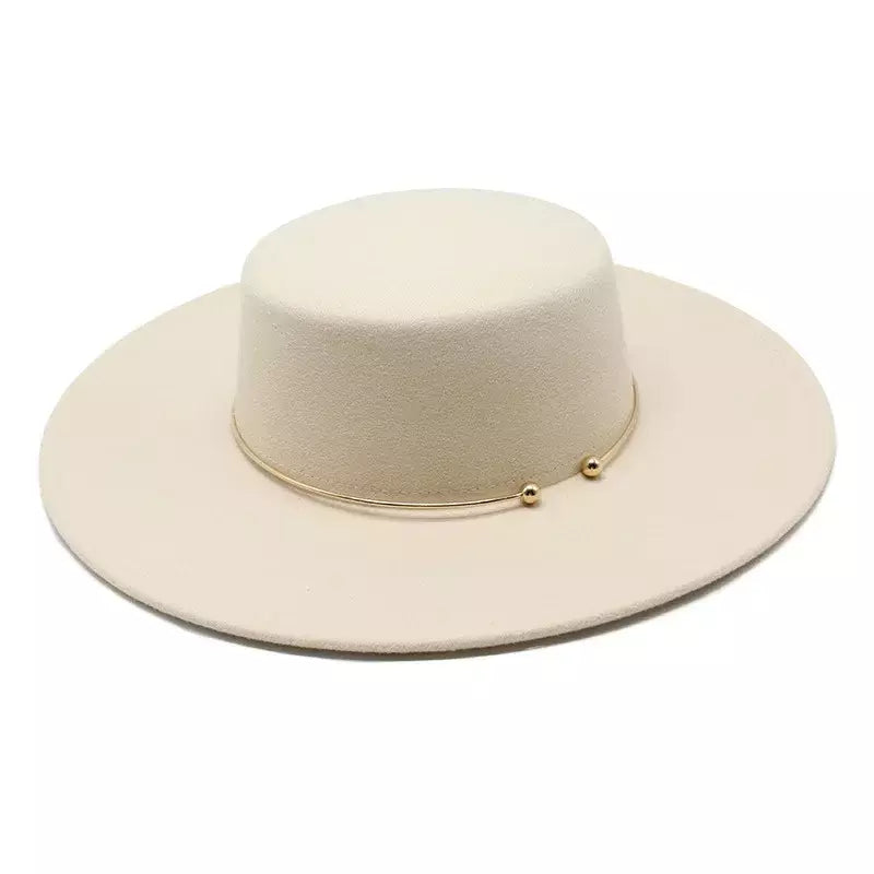 Beige Wide Brim Boater Hat – classic cotton adjustable summer sunhat