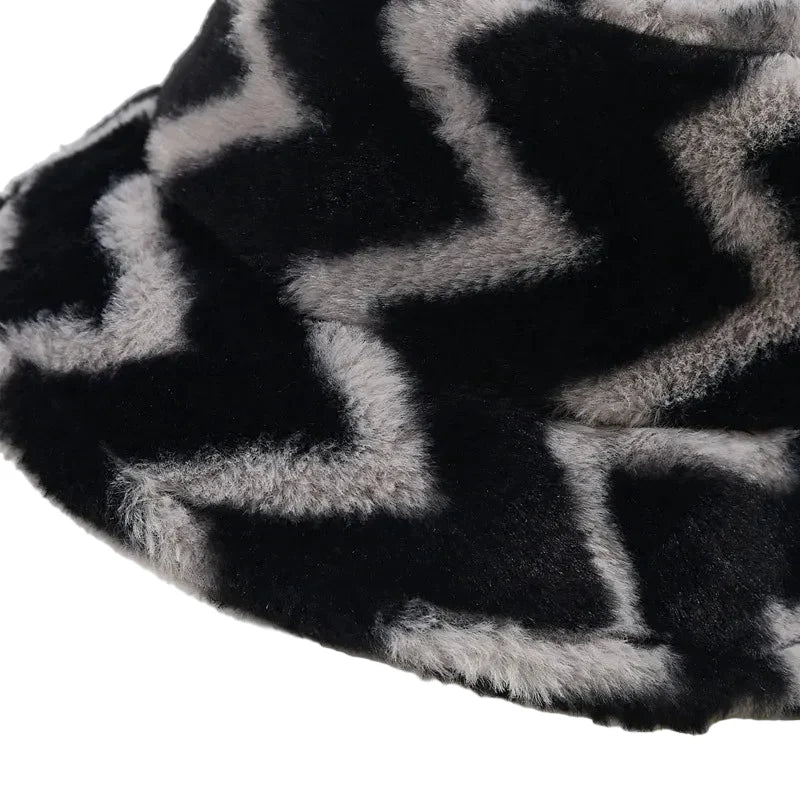Lightnings Winter Fur Bucket Hat