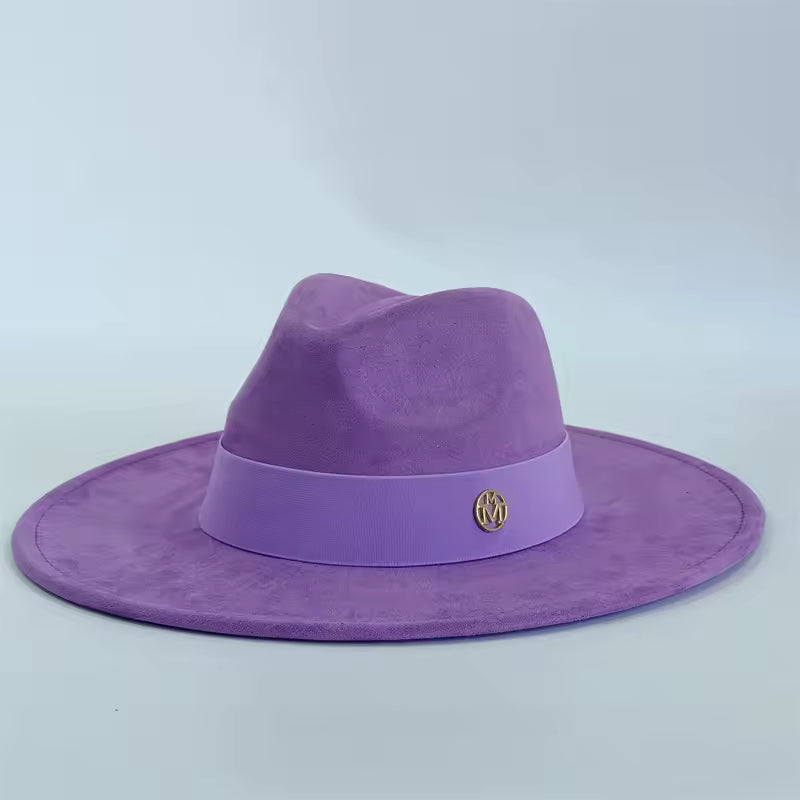 Classic Fedora for Smart Casual Outfits